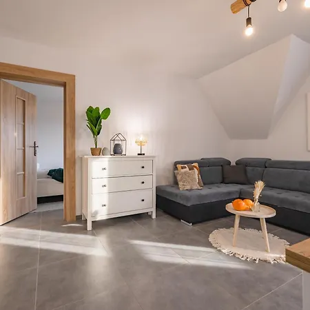 Mocarni & Wypozyczalnia Rowerow Elektrycznych Apartment