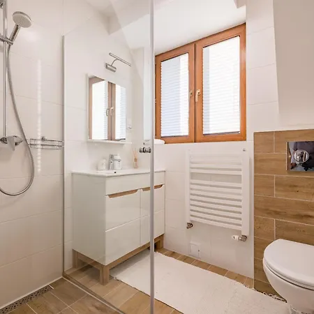 Mocarni & Wypozyczalnia Rowerow Elektrycznych Apartment